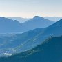 la Dent du Chat et le lac du Bourget depuis le Roc Tormery - Bauges - Savoie